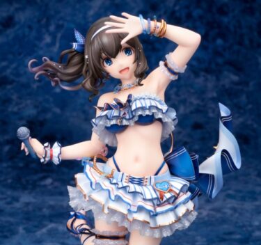 【フィギュア 】 アイドルマスターシンデレラガールズ「鷺沢文香 潮風の一頁1/7 完成品フィギュア」について。マリンテイストな衣装で可愛らしい笑顔を浮かべた姿で、アルターからフィギュア化。