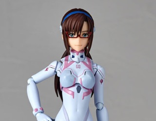 【フィギュア 】「リボルテック シン・エヴァンゲリオン劇場版 真希波・マリ・イラストリアス 深々度ダイブ用耐圧試作プラグスーツver.」の画像レビューや内容詳細、価格などの最新情報をまとめていきます。【海洋堂】から、｢シン・エヴァンゲリオン劇場版｣の『真希波・マリ・イラストリアス』がアクションフィギュアとなりました。発売時期は2023年8月予定で、各通販サイトなどで予約受付も開始されています。（新作 美少女 フィギュア）