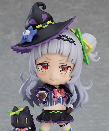 【フィギュア 】「ねんどろいど ホロライブプロダクション 紫咲シオン」の画像レビューや内容詳細、価格などの最新情報をまとめていきます。【マックスファクトリー】から、｢ホロライブプロダクション｣の『紫咲シオン』がアクションフィギュア｢ねんどろいど｣となりました。発売時期は2023年6月予定で、各通販サイトなどで予約受付も開始されています。（新作 美少女 フィギュア）